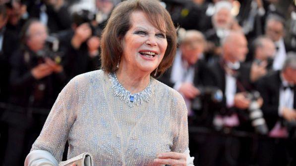 Claudia Cardinale: "Mastroianni era innamorato pazzo di me... "