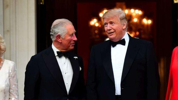 Trump cambia idea: "Adesso credo nel cambiamento climatico, ma non è colpa degli Stati Uniti"