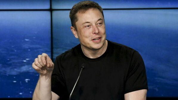 Usa, aperta indagine penale su Tesla dopo tweet di Musk