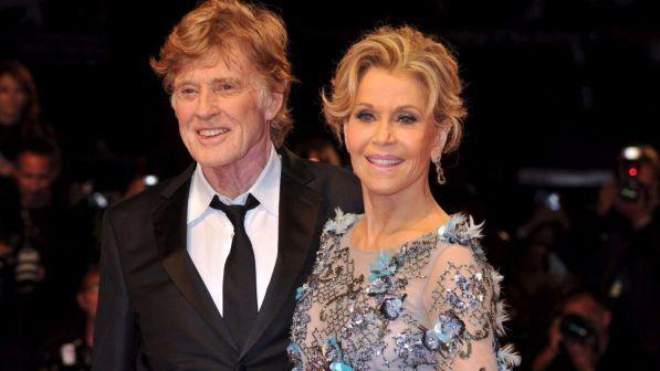 Venezia, standing ovation per Redford e Fonda: "Un ultimo film insieme prima di morire"
