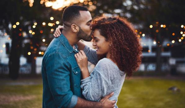 Siamo innamorati: che succede nel corpo e nella mente?