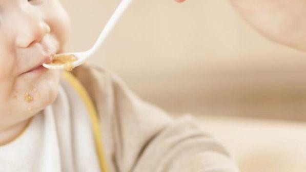 Bimbo di 2 anni figlio di vegani ricoverato per denutrizione a Nuoro