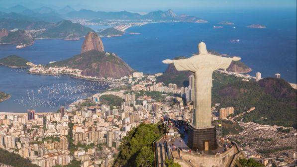 Brasile, governo Rio firma accordo per evitare bancarotta