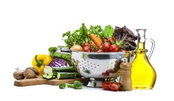 Tristezza addio: ritrova buonumore e benessere con la cromodieta