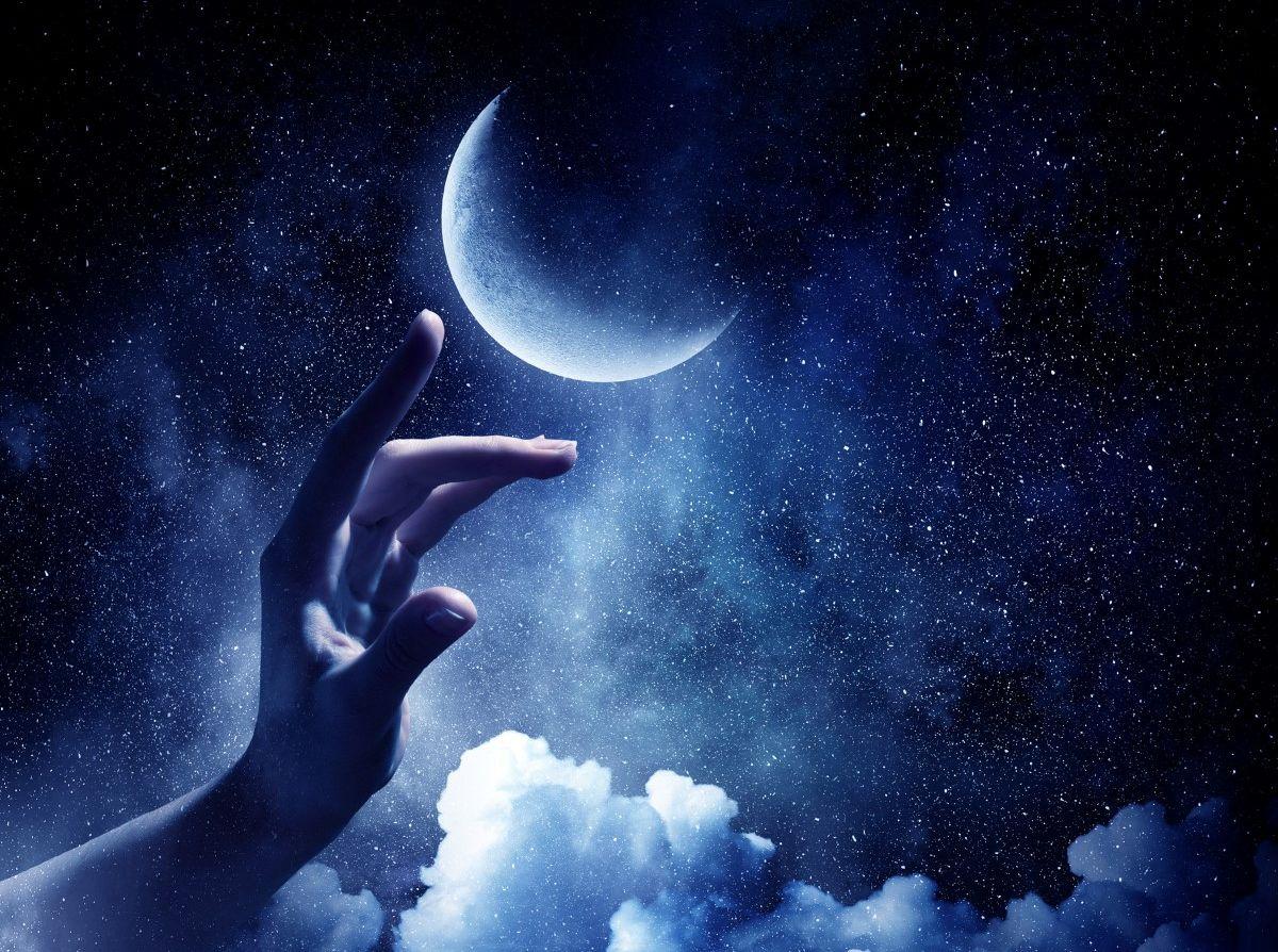 Oroscopo: i nodi lunari in Astrologia