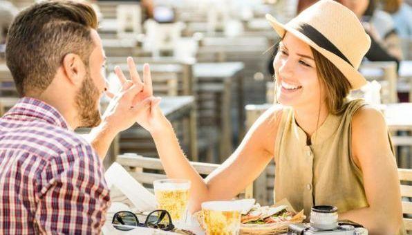 Amore e tradimento: come flirtare senza rovinare la coppia