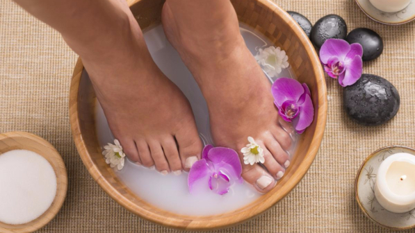 Pedicure fai da te: i consigli per piedi perfetti