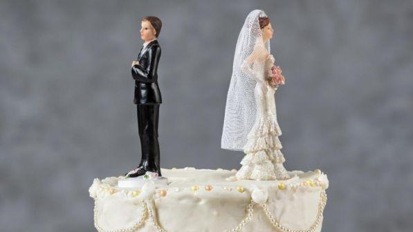 Irlanda, schiacciante vittoria del "Sì" al referendum sulla riforma del divorzio