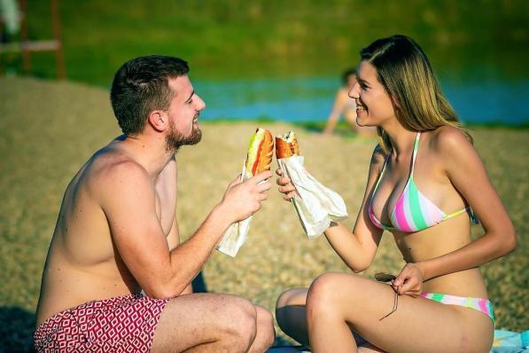 Estate di gusto: i cibi anti caldo perfetti per la spiaggia