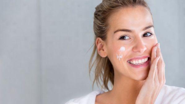 Mai più rossore con le creme giuste e le buone abitudini