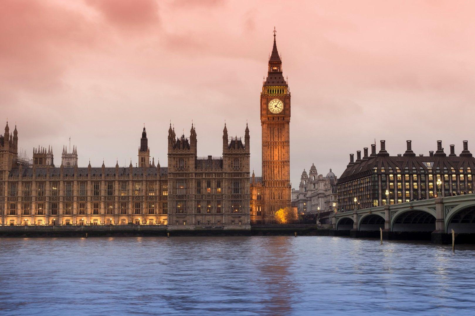 Le città più convenienti per le vacanze di fine estate: a sorpresa Londra batte tutti