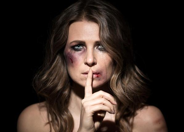 Violenza sulle donne, un decalogo con le parole da bandire