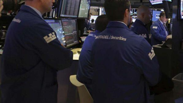 Wall Street chiude in calo: Dow Jones -0,54%, Nasdaq -0,86%