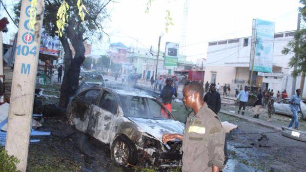 Somalia, autobomba esplode a Mogadiscio: almeno due morti