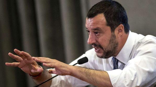 Salvini: "Entro la fine dell'anno la legittima difesa sarà legge"