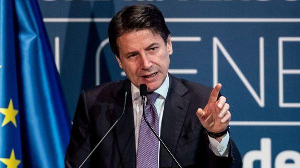 Conte: col reddito di cittadinanza l'Italia ripartirà, puniremo i furbi