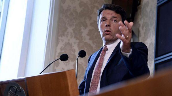 Renzi: "Staccare spina a governo? Siamo noi che l'abbiamo attaccata"