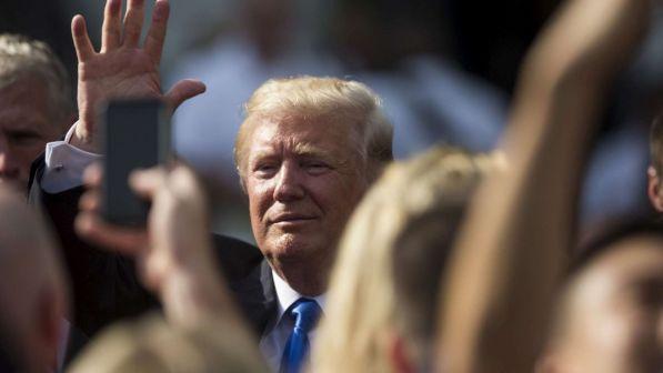 Stati Uniti, a causa dello shutdown Trump non va al Forum economico di Davos
