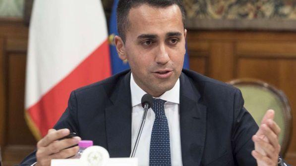 Manovra, Di Maio: tagli a finanziamenti editoria e a costi politica