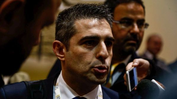 Parma, archiviata inchiesta sul sindaco Pizzarotti<br>Lui: "Ora mi toglierò qualche sassolino"