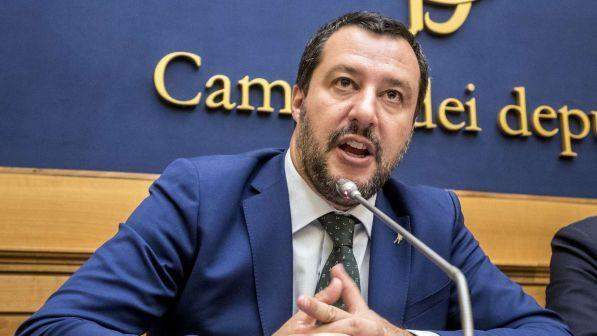 Referendum propositivo, Salvini: "Il quorum serve" | Fraccaro: "Deciderà il Parlamento"