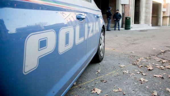 Modena, feriscono un uomo sparando con fucile per sub: due arresti