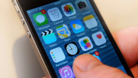 L'Fbi trova sistema per sbloccare iPhone attentatore di San Bernardino