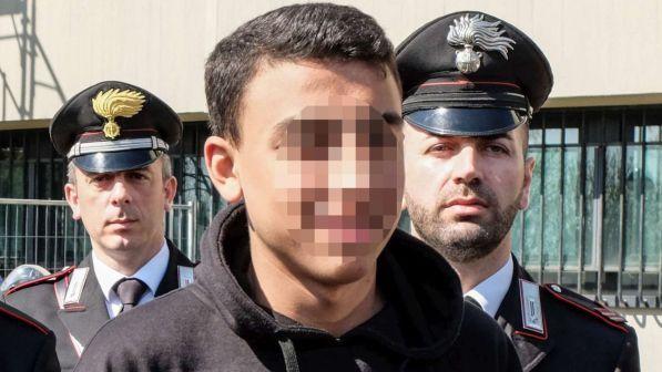 Attacco al bus, il padre del bimbo eroe: "Ramy vorrebbe diventare italiano" | Di Maio: "Lo merita" | Salvini: "Valutiamo"