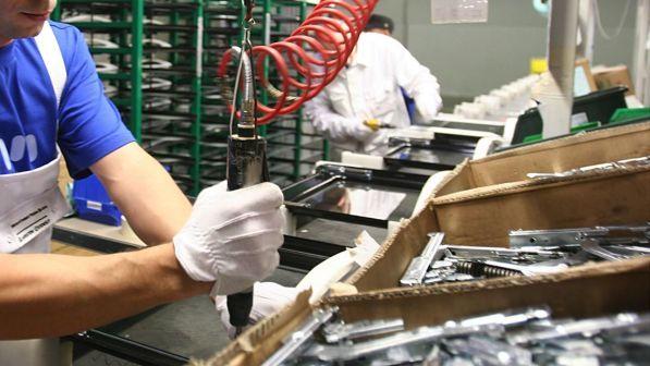 Treviso, azienda a rischio chiusura perché non trova operai