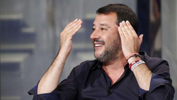 Salvini avvisa il M5s: "Se continuano i no, conseguenze su governo"