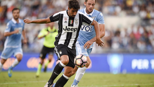 Serie A: Cagliari-Roma 2-2, Sassuolo e le genovesi in vetta con la Juve