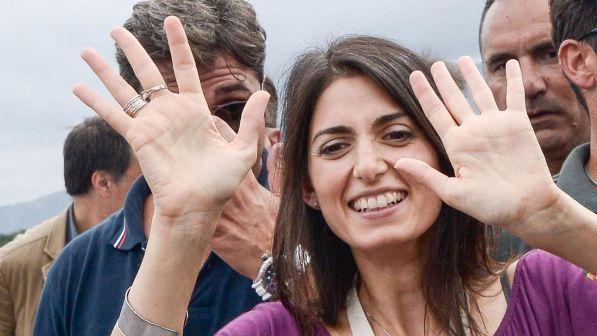 Roma, Raggi: "Lasciare gli errori alle spalle e andare avanti"