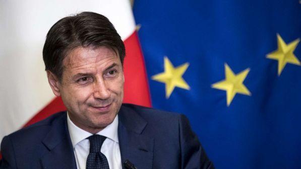 Manovra, Conte: "E' una svolta, abbiamo ridato credibilità all'Italia"