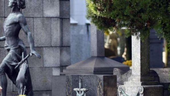 Siracusa, colpo da 150mila euro al cimitero: rubati 400 kg di rame