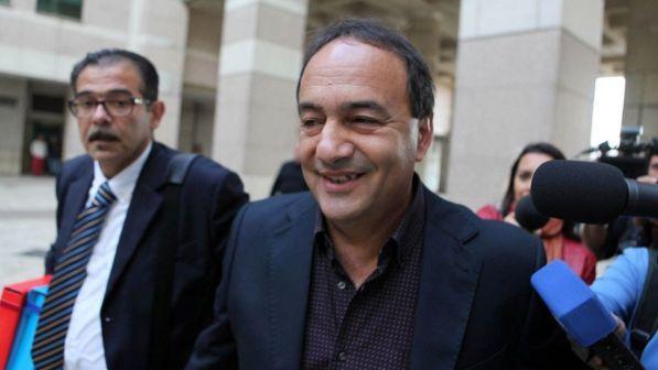 Riace, Lucano va a Napoli: "Accetto l'invito del sindaco de Magistris"