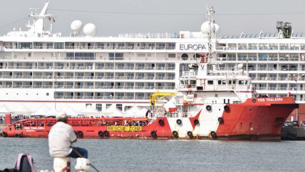 Migranti, vertice in Procura a Trapani sul mercantile Vos Thalassa