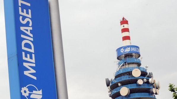 Mediaset, estate in netta crescita per gli ascolti tv: su Canale 5 in arrivo il '7 su 7' di serate esclusive