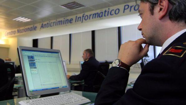 Blue Whale, ragazzina di Mantova salva coetaneo di Roma: "Voleva suicidarsi"
