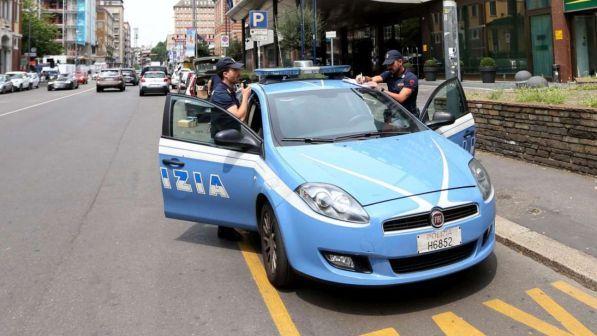 Omicidio a Vercelli, uomo trovato accoltellato nel suo garage