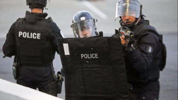 Parigi, maxi operazione antiterrorismo in una banlieue: un arresto