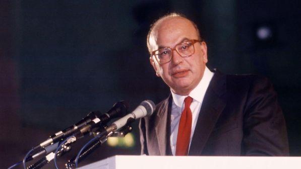 L'annuncio del sindaco di Sesto San Giovanni: "Intitoleremo una via a Bettino Craxi"