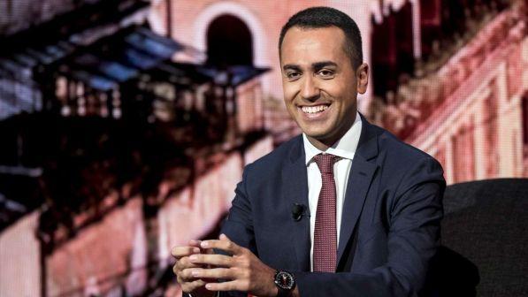 Di Maio: "Dopo la Manovra metteremo mano al contratto di governo" | "Ecotassa cambierà, non penalizziamo famiglie"