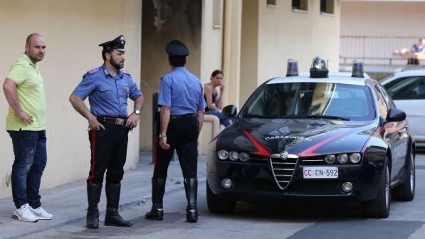 Roma, donna trovata morta in casa satura di gas: si cerca il compagno