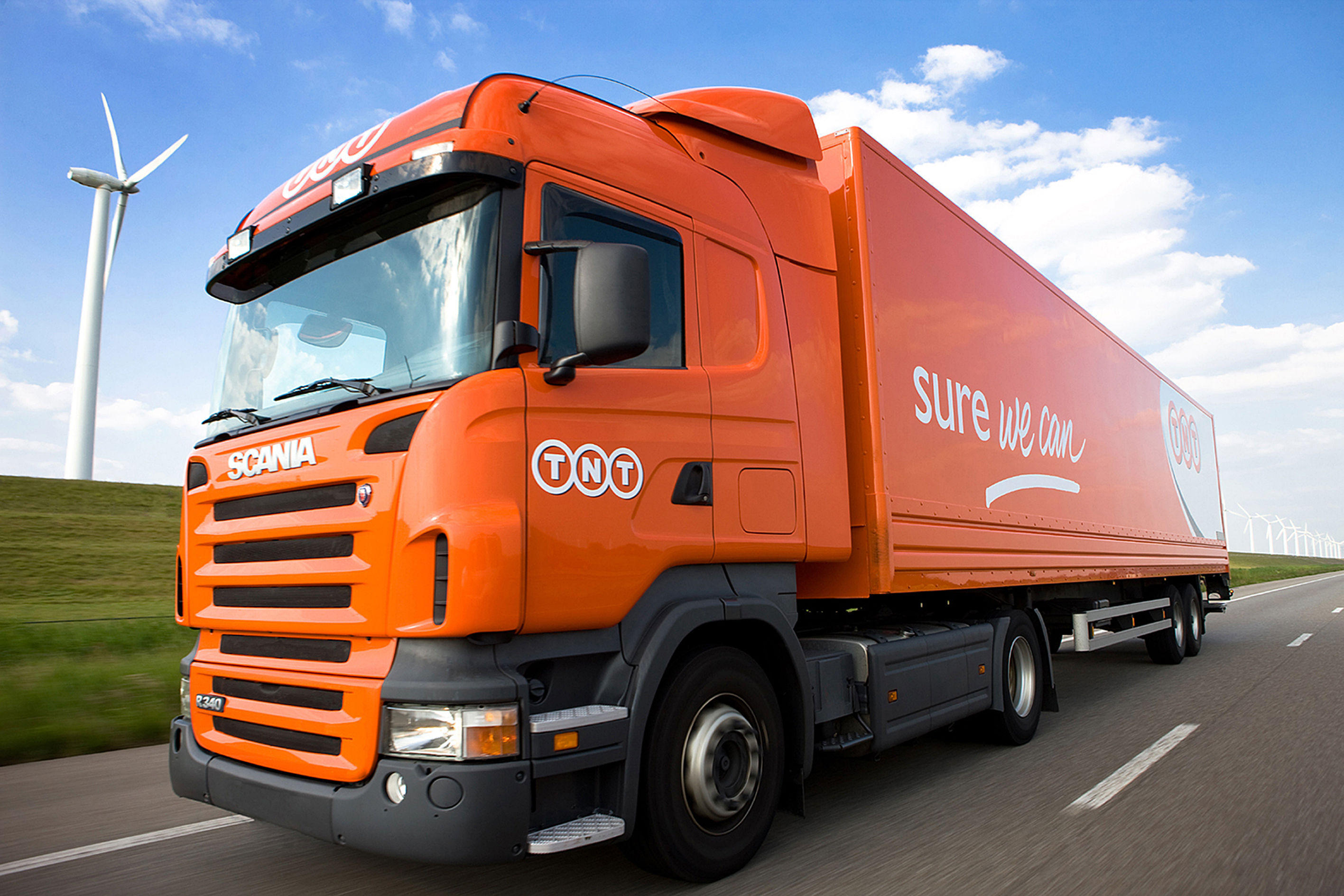 Fedex Tnt, sindacati annunciano l'accordo: scongiurati licenziamenti