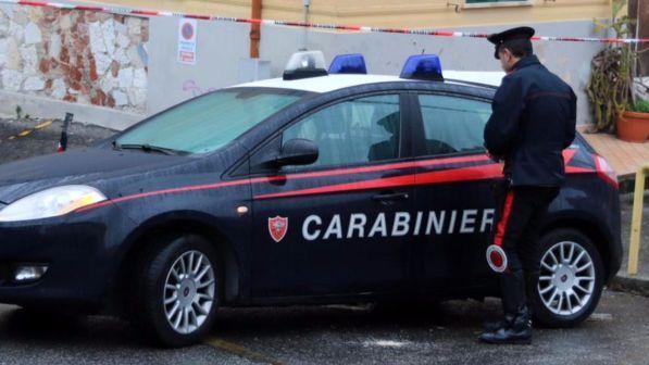 Salerno,fa prostituire figlia minorenne per 5 euro: 31enne arrestata