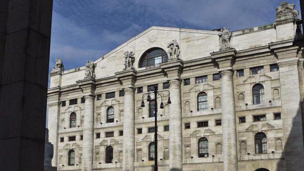 Piazza Affari apre in ribasso, Ftse Mib -0,65% a 19.163 punti