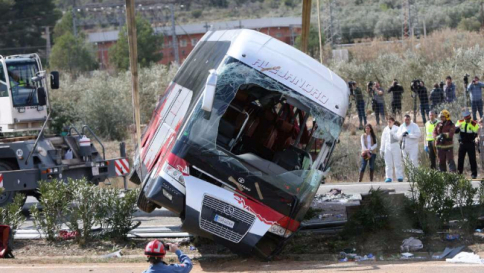 Incidente Catalogna, regole Ue: autisti mai più di 9 ore alla guida
