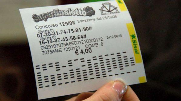 Superenalotto, la combinazione vincente: 14 - 36 - 39 - 46 - 55 - 59