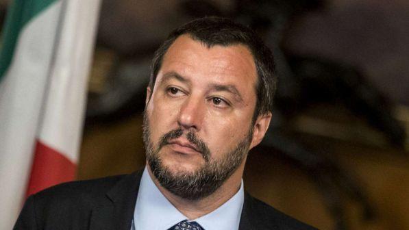 Salvini: "Settimana prossima decreti immigrazione e sicurezza"