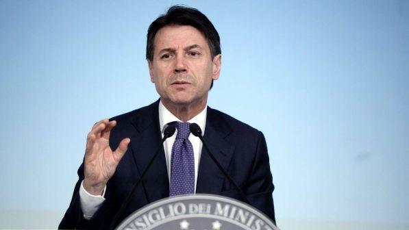 Migranti, Conte: "Non cacciamo nessuno ma rimpatri più efficaci"
